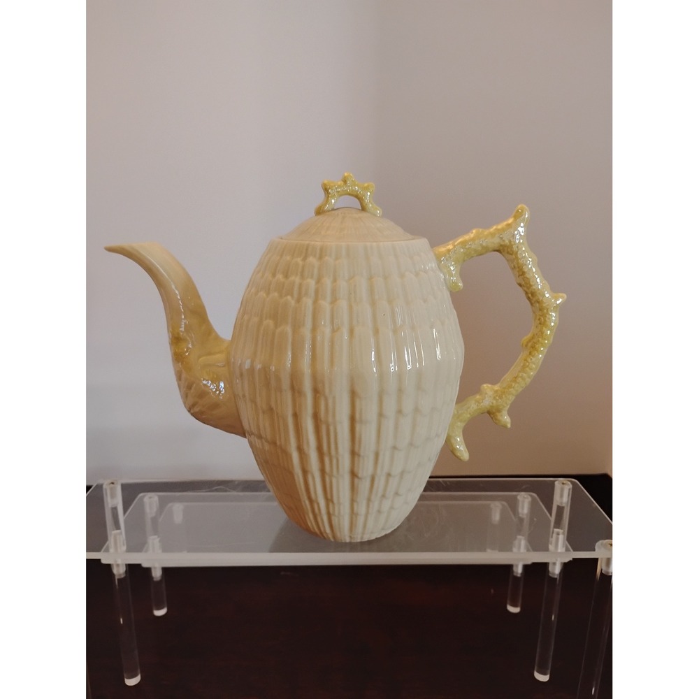 Belleek Ireland Neptune Teapot Shell Pattern Yellow Coral Handle 6th Green Mark